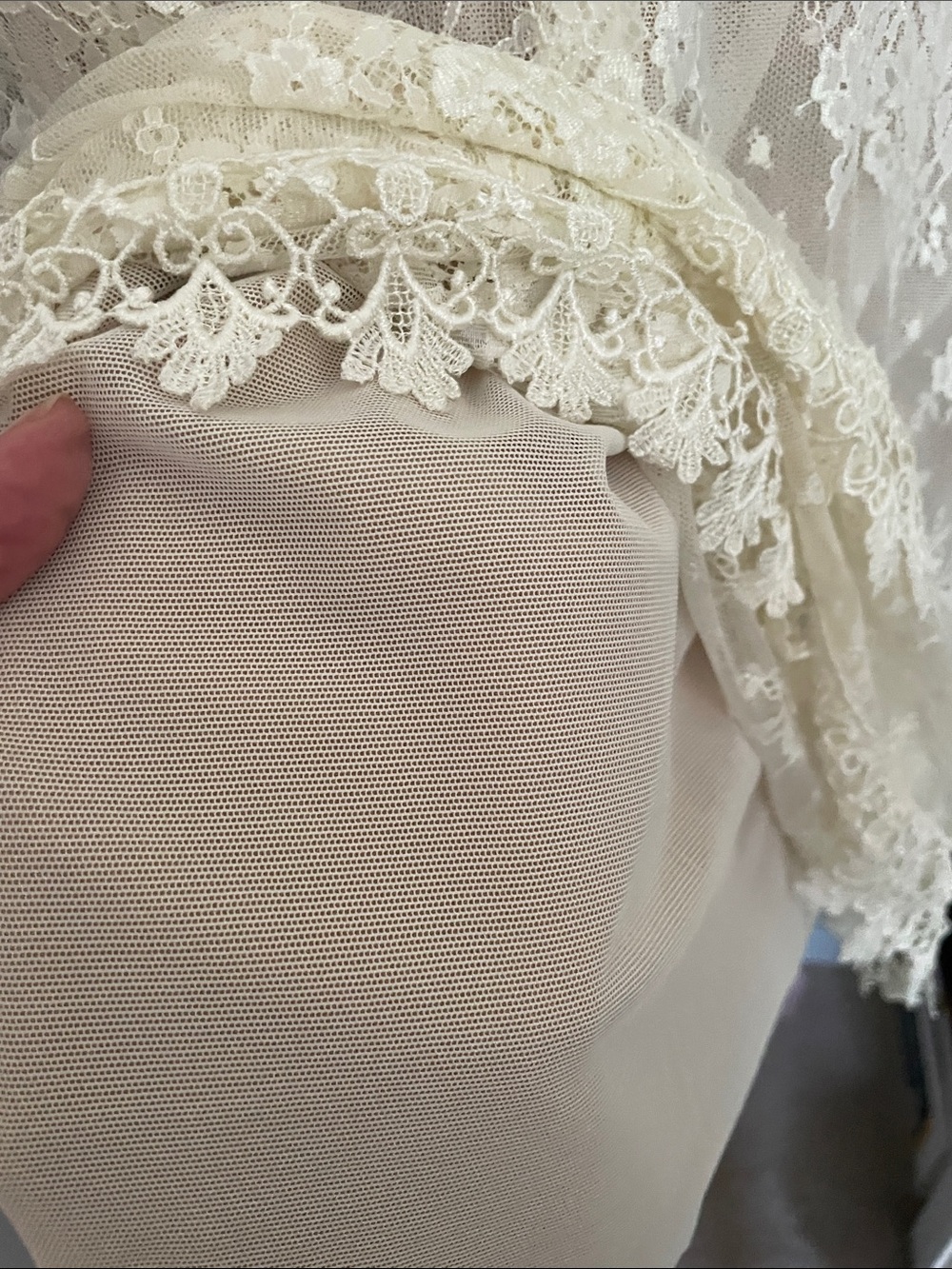 Jessica McClintock Delicate Lace High-Neck lace dress - Picture 3 of 6